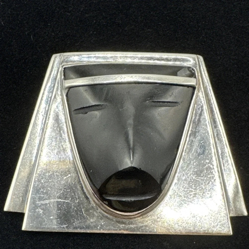 Fred Davis‎ Sterling Silver Obsidian Mask Brooch Mexico Vintage Modernist Pin